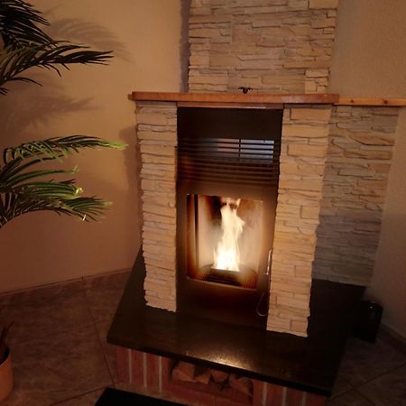 Goldhouse - Sauna, Whirlpool, Switch, Darts & Mehr Andernach Luaran gambar