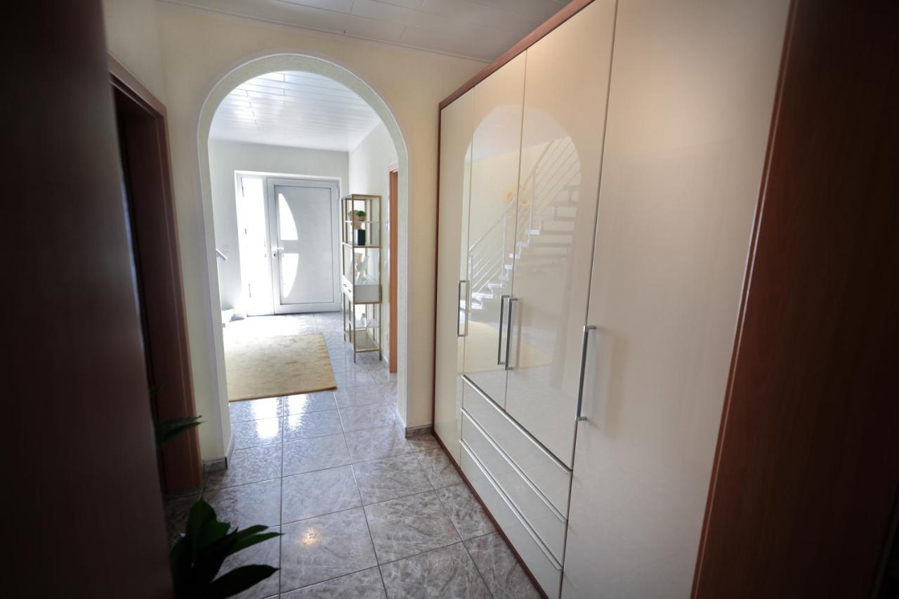 Goldhouse - Sauna, Whirlpool, Switch, Darts & Mehr Andernach Luaran gambar