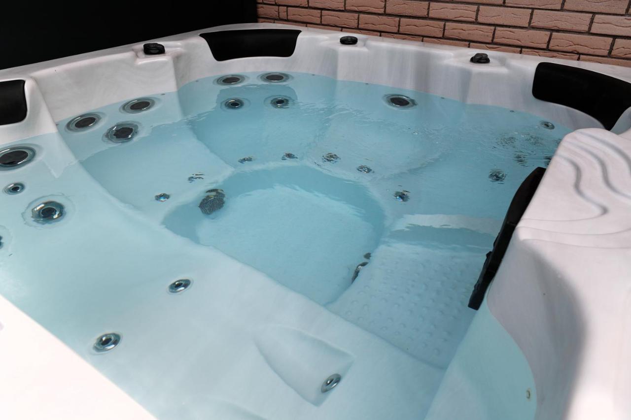 Goldhouse - Sauna, Whirlpool, Switch, Darts & Mehr Andernach Luaran gambar