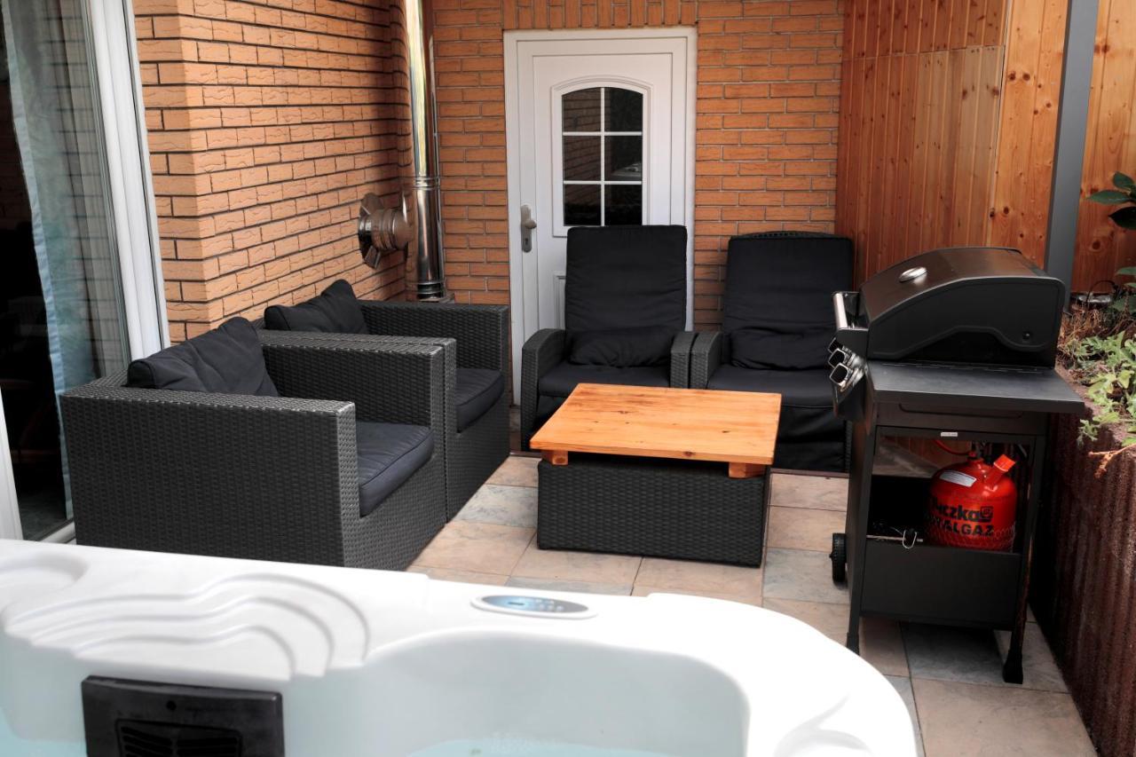 Goldhouse - Sauna, Whirlpool, Switch, Darts & Mehr Andernach Luaran gambar